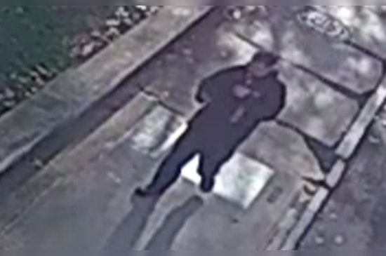 Boston Police Seek Public's Help to Identify Camera Gear Thief in DeFilippo Park