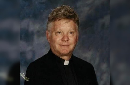 Chicago Community Rallies to Help Priest Scammed Out of $61,000 amid Rising Senior Fraud Epidemic