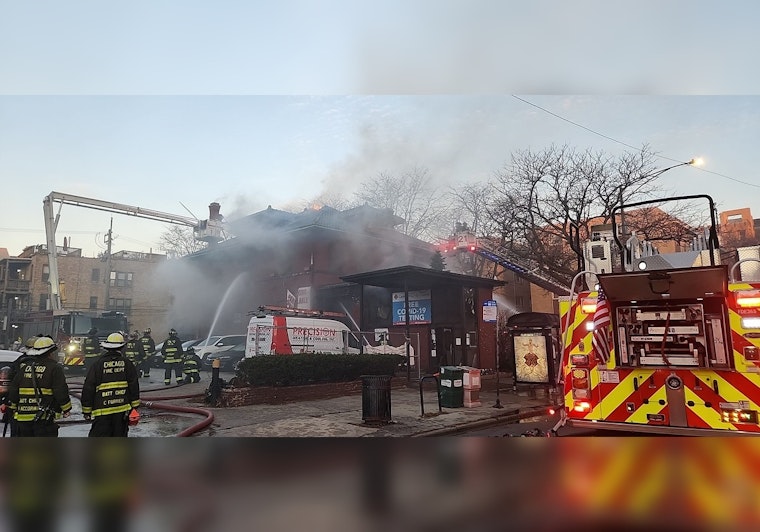 Chicago Firefighters Tame Fierce Edgewater Inferno, No Injuries Reported