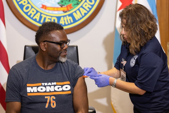 Chicago Mayor Johnson Gets Vaccinated, Urges Double Defense Against COVID-19 and Flu Season