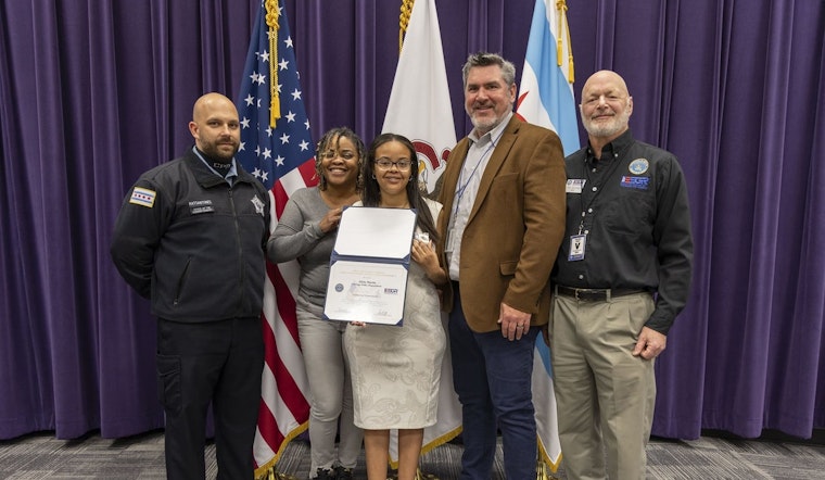 Chicago Police Officer Honored with Patriot Award for Supporting Military Members