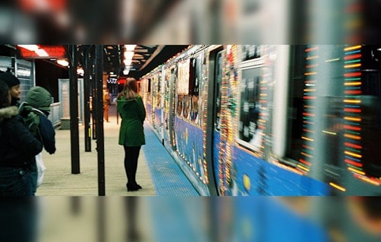 CTA's Holiday Train and Bus Deck the Rails With Yuletide Joy
