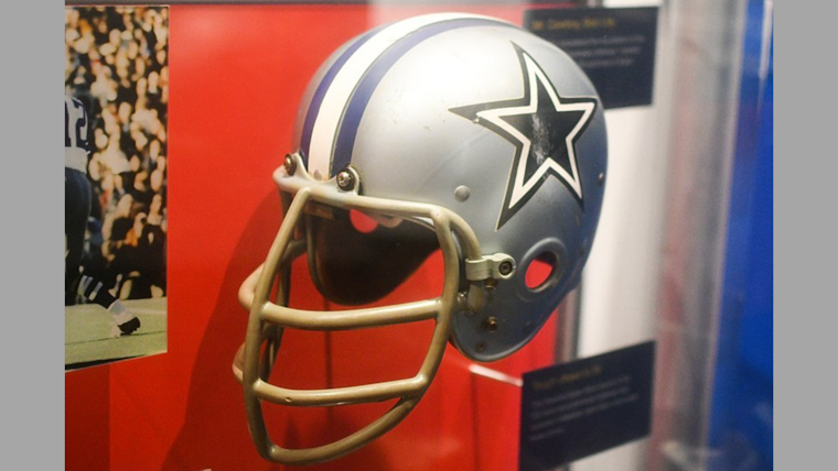 DaRon Bland Feasts on NFL Record, Cowboys' Breakout Star Cements Historic Pick-6 Majesty Against Commanders