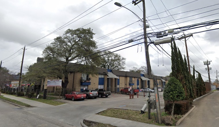 Early Morning Horror, Man Shot Dead in Houston Parking Lot, Killer on the Loose