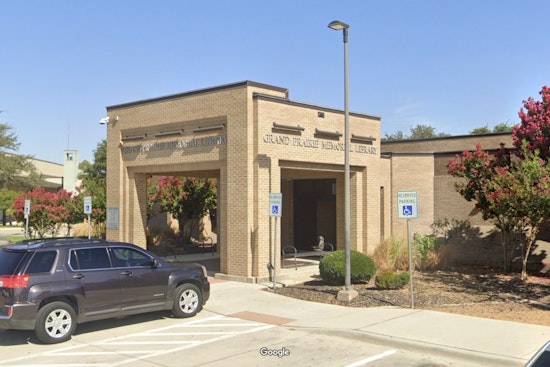 Grand Prairie Offers Free Pet Microchipping Every Saturday in November