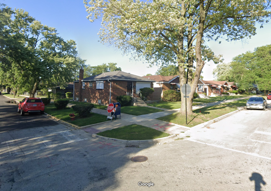 Gunmen Attack Chicago Family Home, Injuring 10-Year-Old Boy