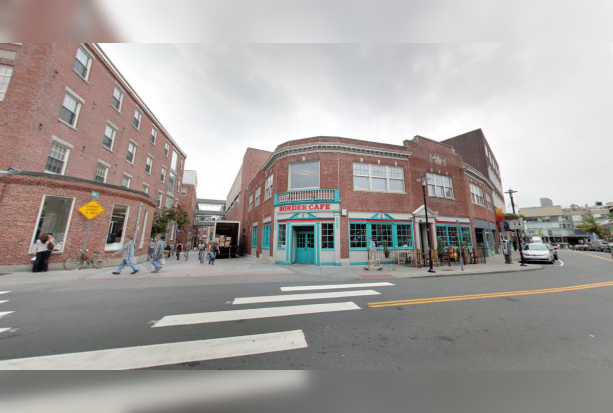 Border Cafe in Harvard Square permanently closes: 'The pandemic was the  last straw