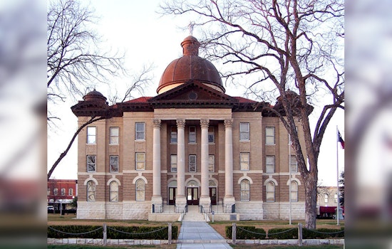 Holiday Cheer Ignites at Hays County Courthouse Lighting Ceremony
