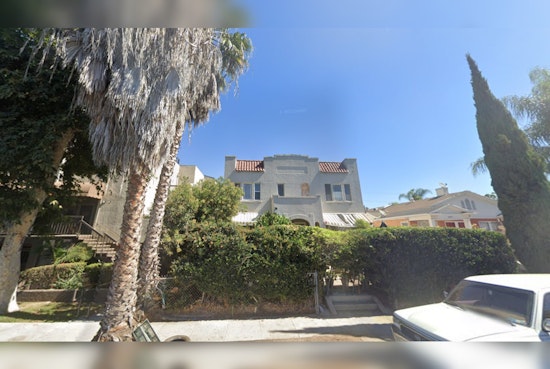 Hollywood Duplex Fire Controlled in 19 Minutes by LAFD's Swift Response