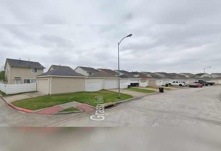 Houston Horror, Man Found Dead By Pickup Truck in North Harris County, Shooter At Large