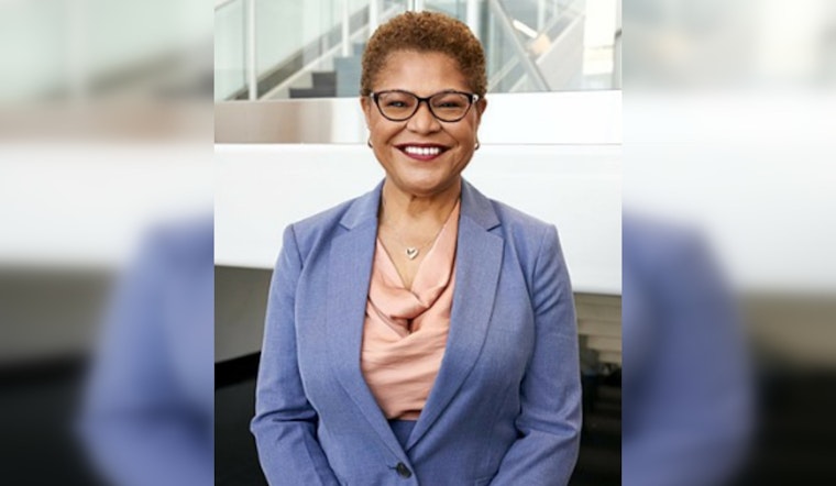 LA Mayor Karen Bass Champions Metro Use Amidst I-10 Freeway Closure Crisis