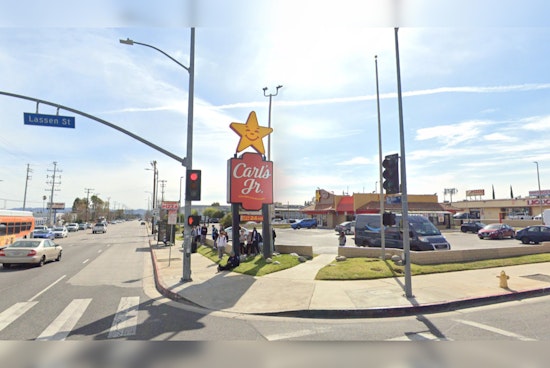 LAFD Swiftly Extinguishes Dumpster Blaze at Chatsworth Strip Mall, Averting Facility Damage