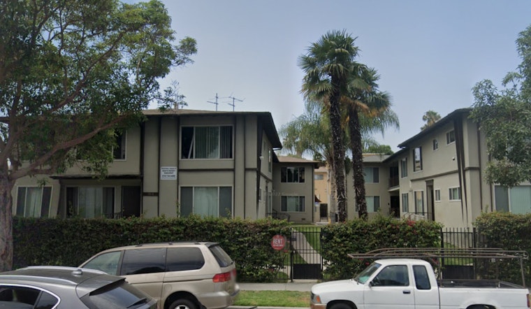 Los Angeles Fire Department Extinguishes Baldwin Hills, Crenshaw Apartment Blaze in 11 Minutes