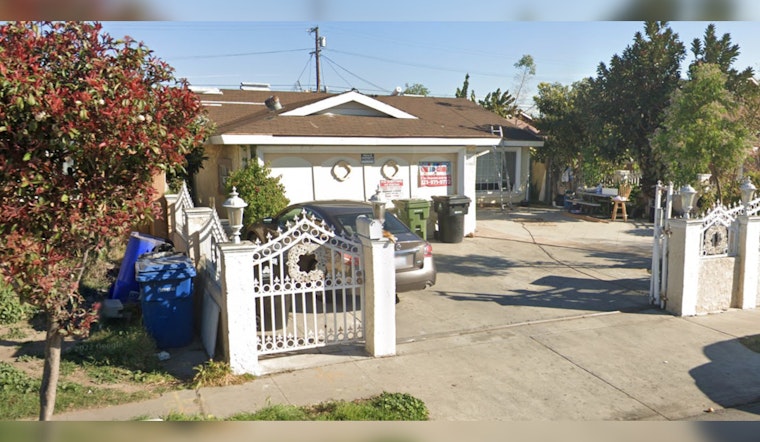Los Angeles Fire Department Swiftly Extinguishes Vermont Knolls Blaze