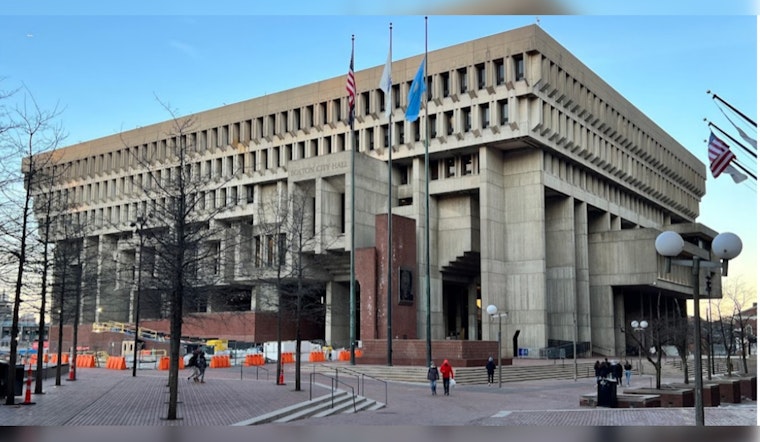 Lynn Larcenist Locked Up for Swindling Feds & Identity Theft Antics