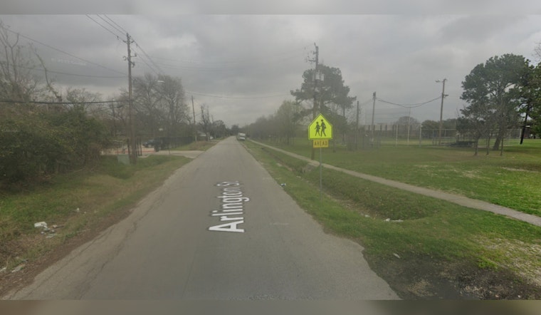 Man Shot in Leg at Houston Playground After Dark