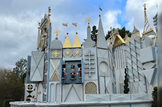 Naked Man Bares All on "It's A Small World" Ride at Disneyland, Arrested by Anaheim Cops