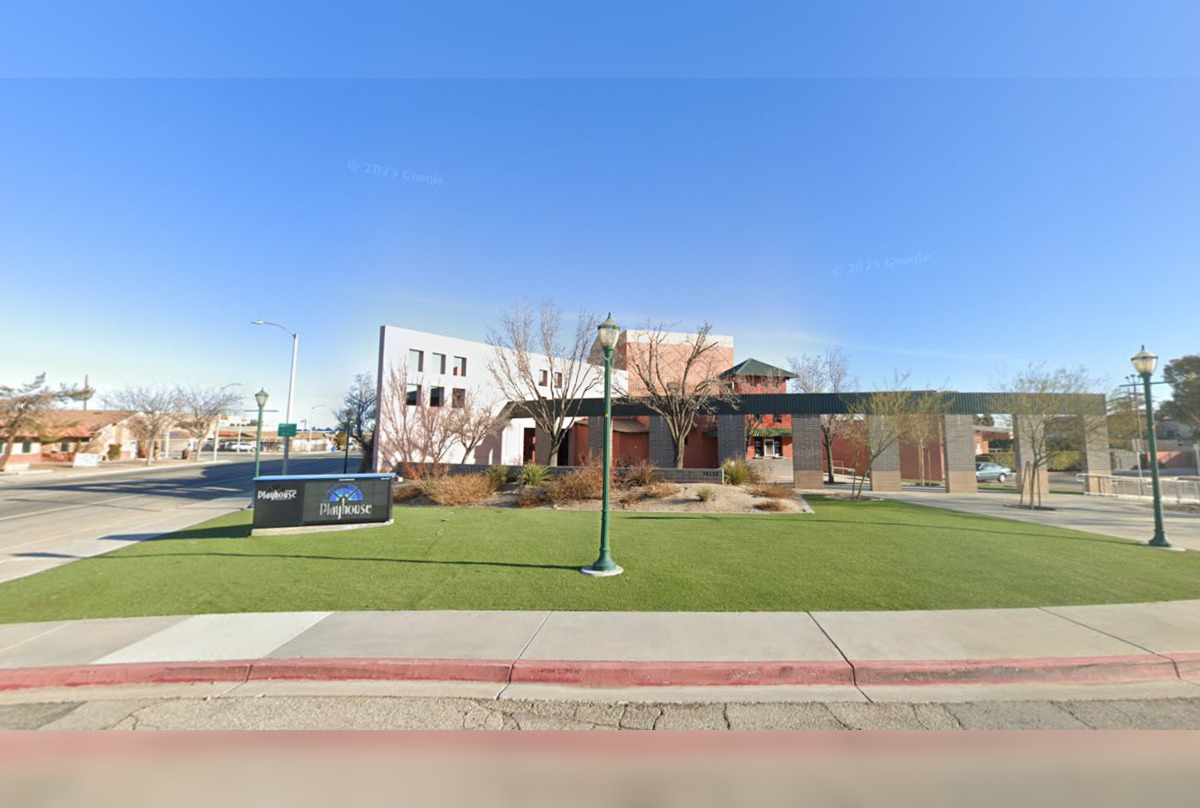 Palmdale Playhouse is presenting a festive frenzy featuring Santa meet