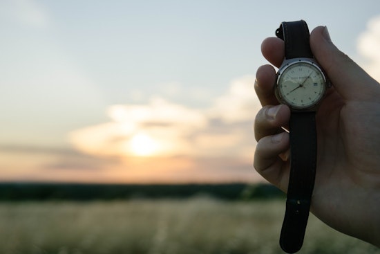 Permanent Daylight Saving Time: A Perpetual Debate Reignites as Clocks Fall Back