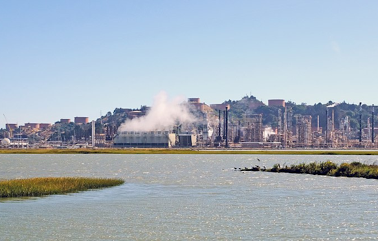 Power Glitch Ignites Chevron Refinery Fears, Prompts Air Quality Panic