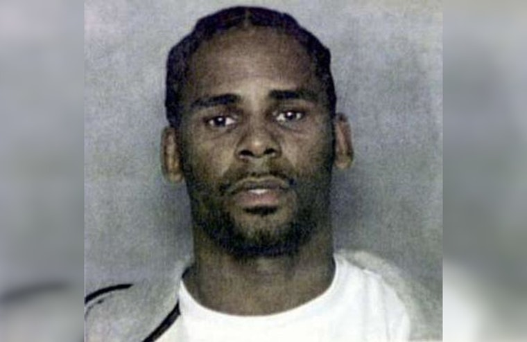 R. Kelly Sues U.S. Bureau of Prisons for Alleged Leak of Personal Info Prior to Chicago Trial