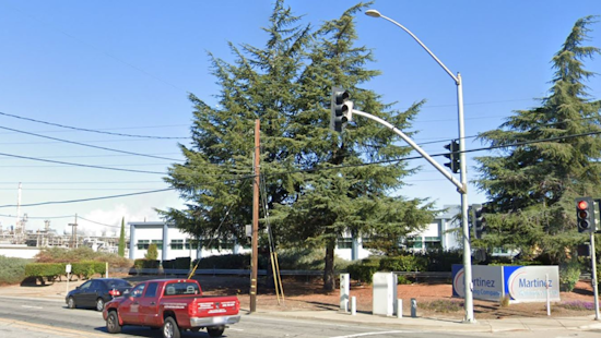 Residents Sue Refinery Over Fears of Poisoned Gardens and Air in Martinez