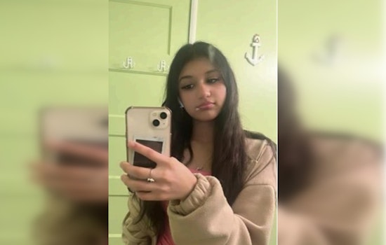 Chicago Rallies to Find Missing 13-Year-Old