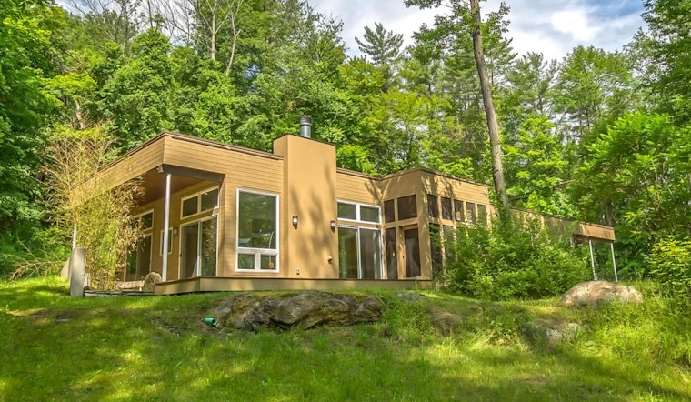 Sleek, Eco-Friendly 'Home of the Week' in Stockbridge Emerges as a Million-Dollar Modern Marvel