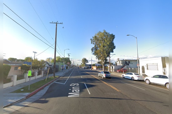 Man Slain in Late-Night Liquor Store Dustup in South Los Angeles, LAPD Hunts Hoodie-Clad Suspect