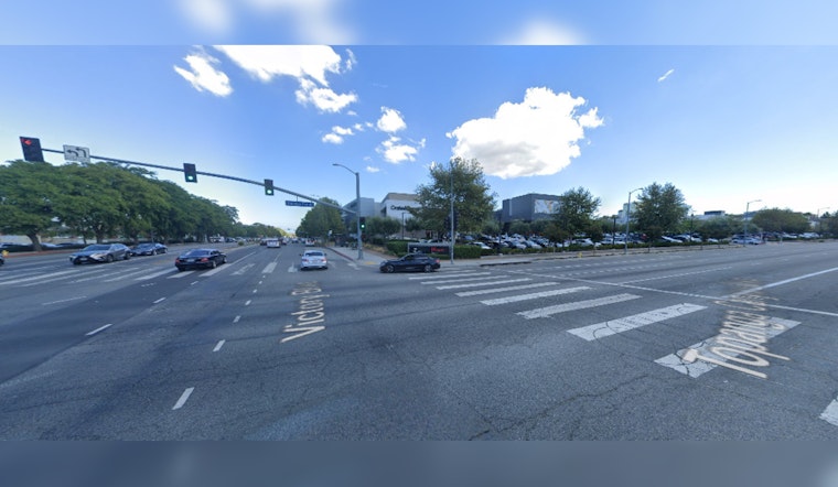 Suspect Slams Pedestrian, Wrecks Havoc in Frenzied Getaway Bid in Woodland Hills