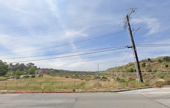 Swift Containment of Los Angeles Brush Fire Averts Disaster, Firefighters Quell Sunland Blaze