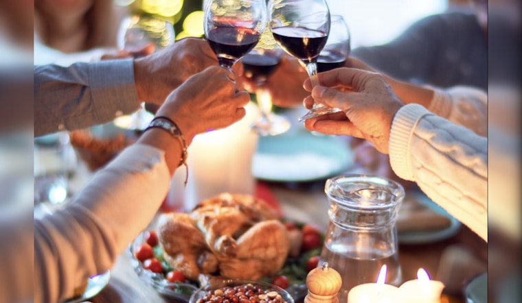 Thanksgiving Crunch in Houston, Stores and Eateries Open for Easy Last-Minute Feast Solutions