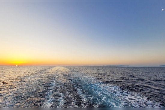 Tragic Aircraft Crash Claims Lives of Five US Soldiers during Mediterranean Sea Exercise