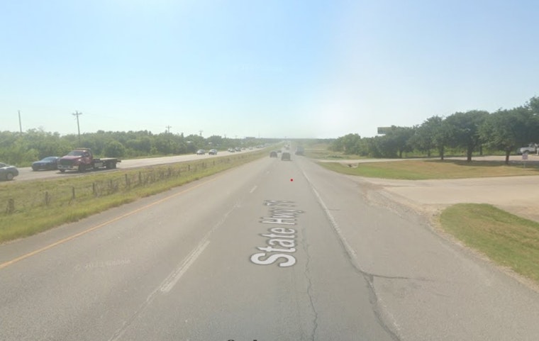1 Dead, Multiple Injured in Southeast Austin Bus Collision on Highway 71