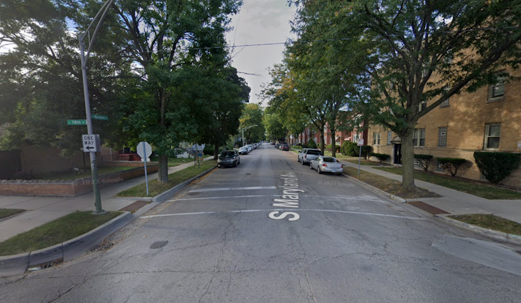 18-Year-Old Woman in Critical Condition After Stabbing in Chicago's Grand Crossing Area