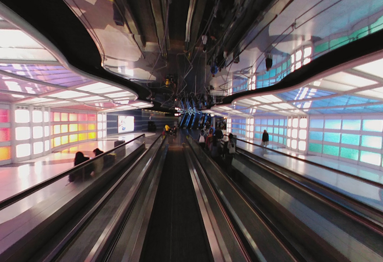 37-Year-Old Woman Jumped from Chicago's O'Hare Airport Walkway