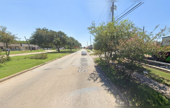 82-Year-Old Man Perishes in Solo-Vehicle Crash on Houston's South Post Oak Road