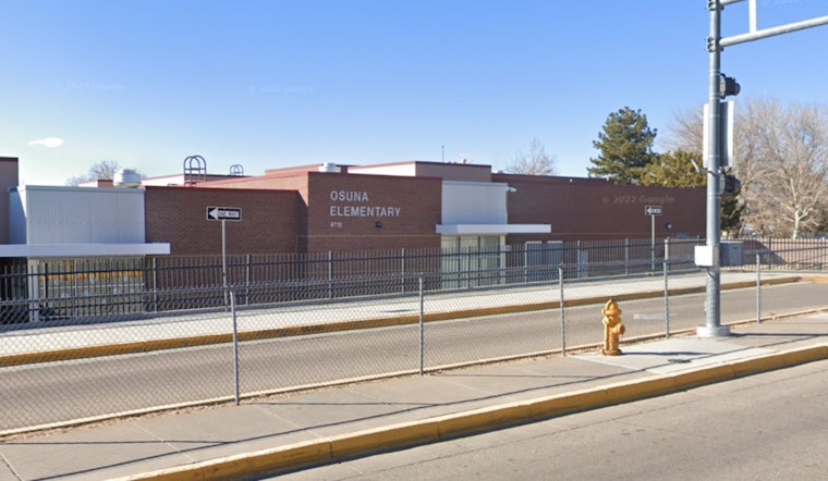 Amarillo Preacher in Grinch Costume Sparks Outrage at Albuquerque Elementary School