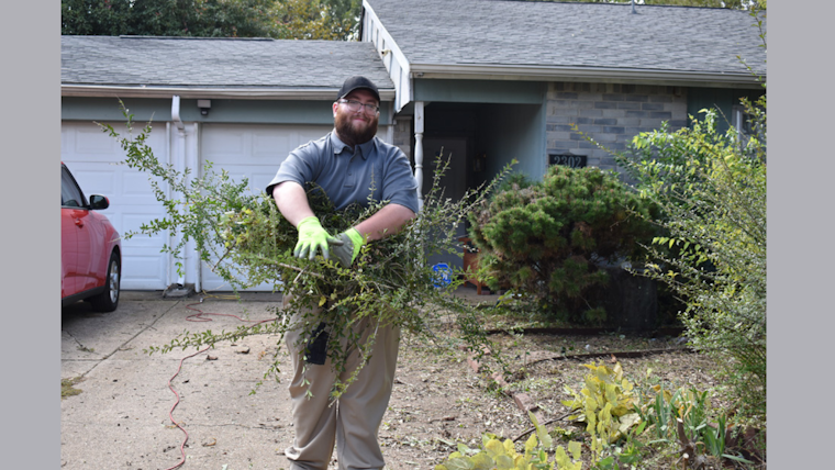 Arlington Residents and Officials Unite to Clear 2.18 Tons of Litter from High Park Village