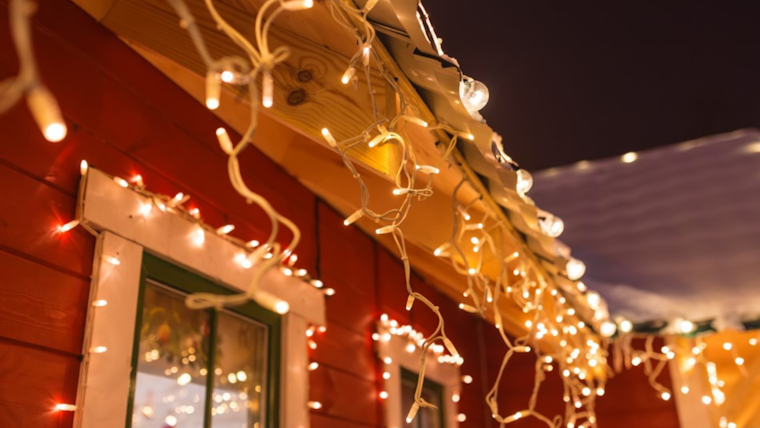 Arlington's "Lights at Interlochen" Returns, A Free, Festive Drive-Through Wonderland Awaits in North Texas