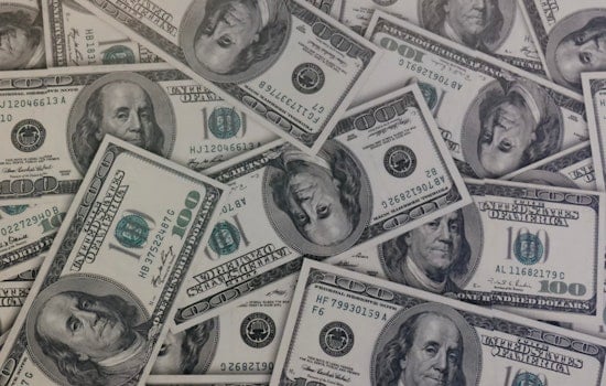As 2023 Ends, U.S. National Debt Nears $34 Trillion Mark with Each Citizen's Share at $100,000