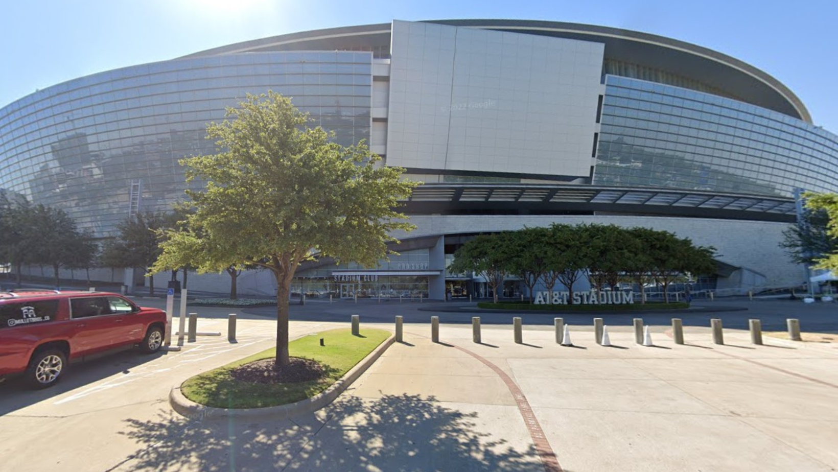 AT&T Stadium Employee Suspected of Bribery for Illicit Cowboys Game