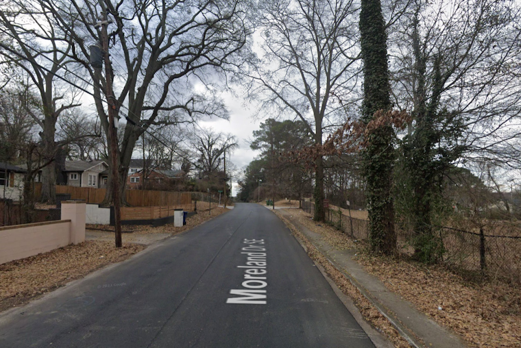 Atlanta Community Rattled by Paintball Drive-By, Demands Traffic Safety Upgrades on Moreland Drive