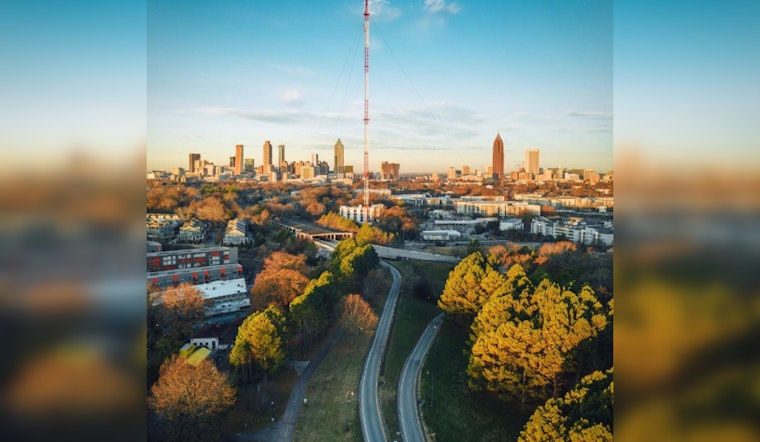 Atlanta Welcomes Clear Skies with Chilly Gusts Ahead of Weekend Showers