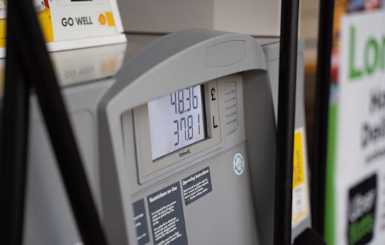 Austin Gas Prices Inch Up This Holiday Season, Still Below National Average