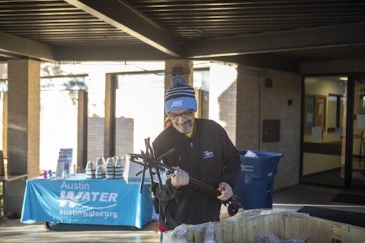 Austin Utilities Distribute Free Weatherproofing Kits to Residents Bracing for Winter Chill