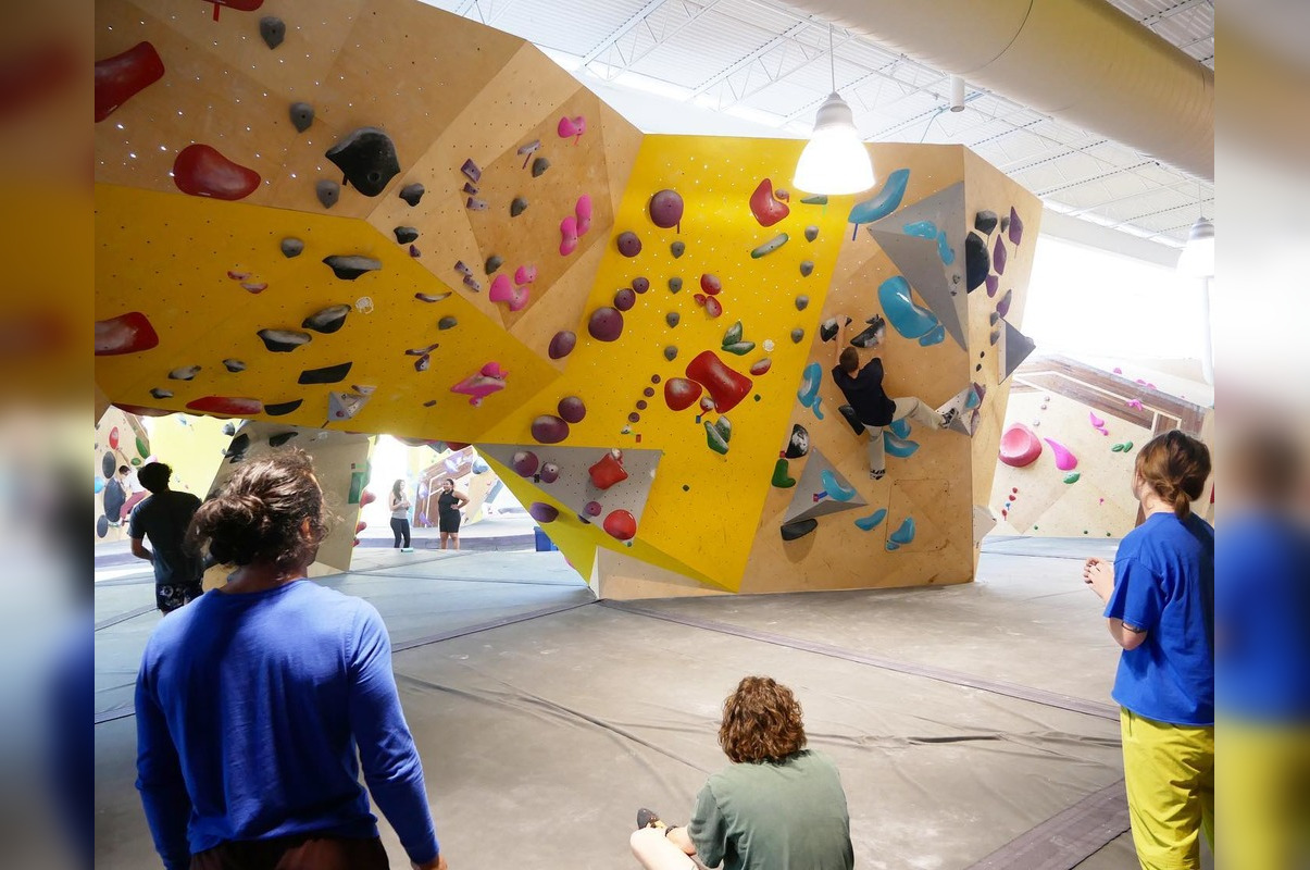 Austin's Popular Crux Climbing Center Expands to Houston's Second Ward