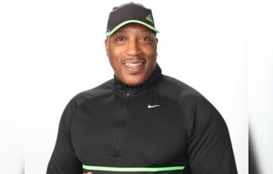 Author Aaron Perry Takes Barber Shop Book Tour to Boost Black Men's Wellness in Minneapolis