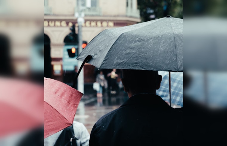 Boston Weather Whiplash, From Frosty Mornings to 60s Sun, Brace for a Stormy Turn