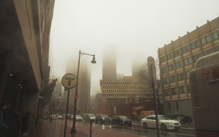 Bostonians to Experience Mild Showers Amid Varied End-of-Year Forecast